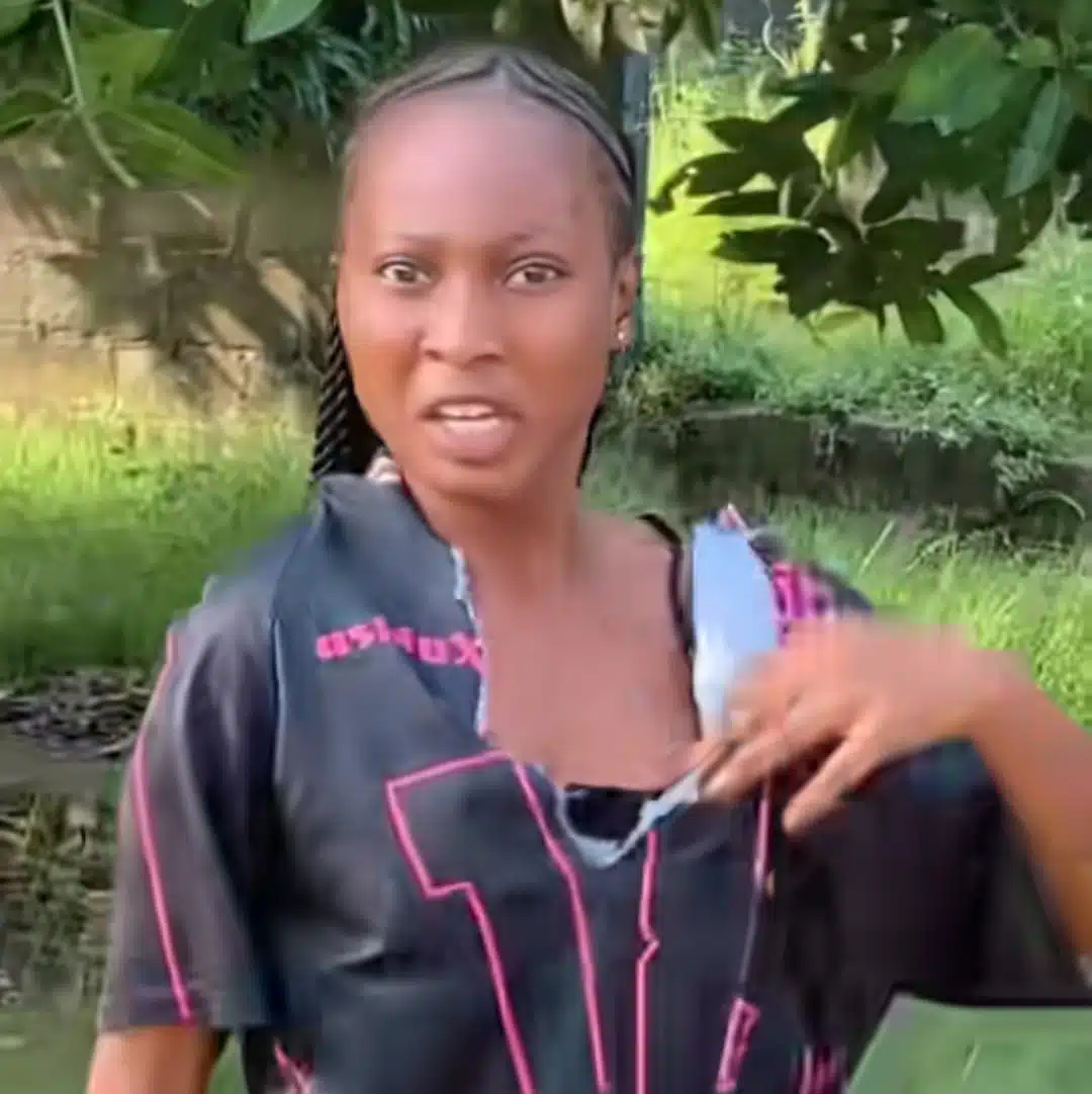 Lady goes viral for nonchalant attitude after defaulting on thrift payment