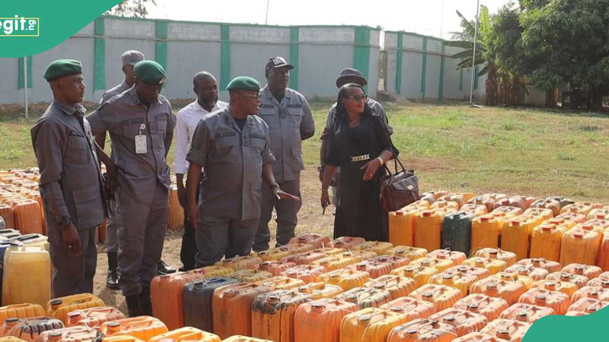 Nigeria Customs to Auction Seized Petrol at N400 Per Litre